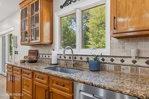 16 Kings Ct, Monroe Township, NJ 08831 - Photo 13