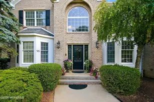 98 Summit Dr, Freehold, NJ 07728 - Photo 3