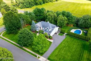 98 Summit Dr, Freehold, NJ 07728 - Photo 5