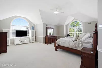 98 Summit Drive, Freehold, NJ 07728 - Photo 31