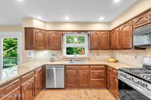 34 Kingsley Dr, Manalapan Township, NJ 07726 - Photo 35