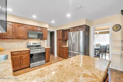 34 Kingsley Drive, Manalapan Township, NJ 07726 - Photo 39
