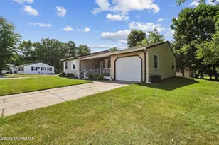 47 Hartford Rd, Whiting, NJ 08759 - Photo 3