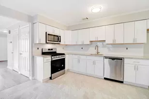 869 Mariposa Ct, Morganville, NJ 07751 - Photo 5