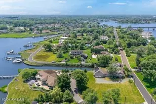 68 Gooseneck Pt Rd, Oceanport, NJ 07757 - Photo 19