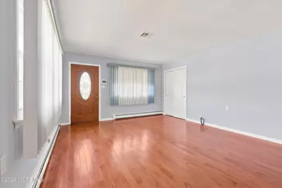 7 Saint Catherine Boulevard, Toms River Township, NJ 08757 - Photo 9
