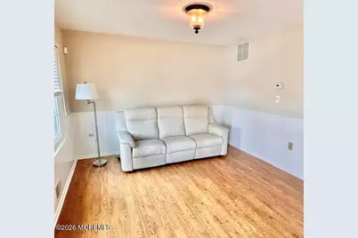 17 Reid Way, Freehold, NJ 07728 - Photo 7