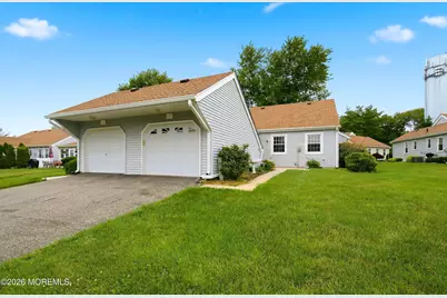 128 Korn Market #A, Freehold, NJ 07728 - Photo 5