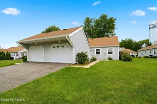 128 Korn Market, Freehold, NJ 07728 - Photo 5