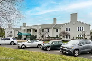 128 Korn Market, Freehold, NJ 07728 - Photo 27