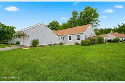 128 Korn Market #A, Freehold, NJ 07728 - Photo 3