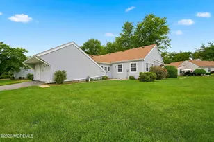 128 Korn Market, Freehold, NJ 07728 - Photo 3