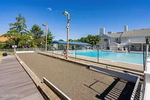 128 Korn Market, Freehold, NJ 07728 - Photo 39