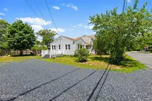 418 Greenwood Ln, Brick, NJ 08723 - Photo 5
