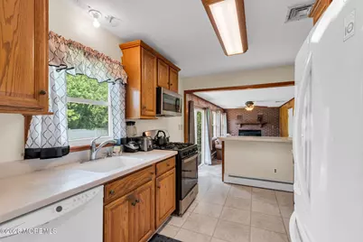1620 Holly Boulevard, Manasquan, NJ 08736 - Photo 33