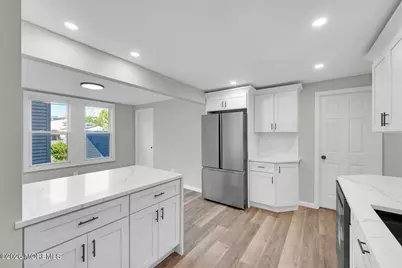 3 Monmouth Avenue, North Middletown, NJ 07748 - Photo 7