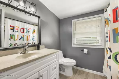 12 Maxwell Lane, Manalapan Township, NJ 07726 - Photo 17