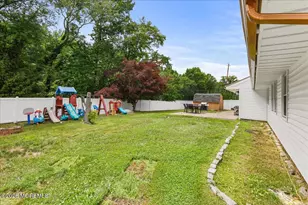 12 Maxwell Ln, Manalapan Township, NJ 07726 - Photo 23