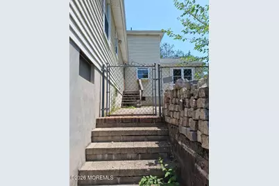 31 Hunt Road, Freehold, NJ 07728 - Photo 5