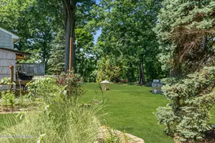 8 Johnson Ave, Matawan, NJ 07747 - Photo 17