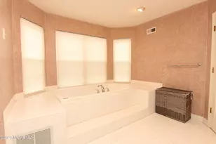 33 Austin St, Tinton Falls, NJ 07712 - Photo 9