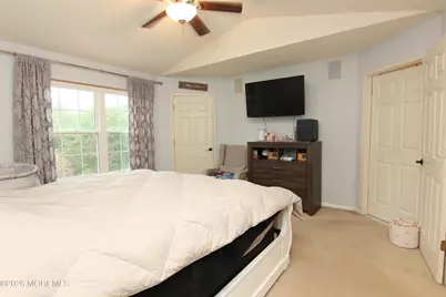 33 Austin Street, Tinton Falls, NJ 07712 - Photo 3