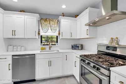 72 Clubhouse Lane, Marlboro Township, NJ 07746 - Photo 13