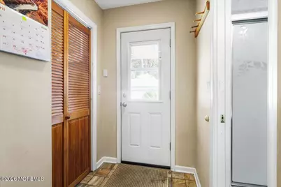 945 N Concourse, Keyport, NJ 07735 - Photo 13