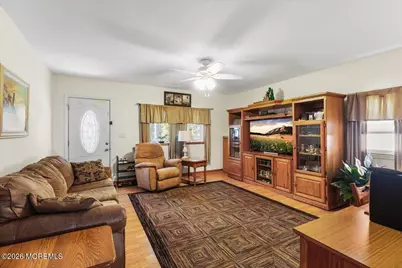 945 N Concourse, Keyport, NJ 07735 - Photo 5