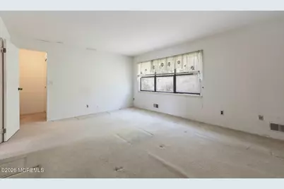 703 Merrywood Drive, Edison, NJ 08817 - Photo 23