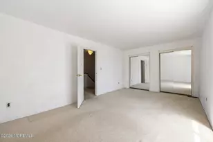 703 Merrywood Dr, Edison, NJ 08817 - Photo 19