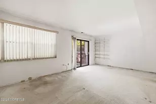 703 Merrywood Dr, Edison, NJ 08817 - Photo 29