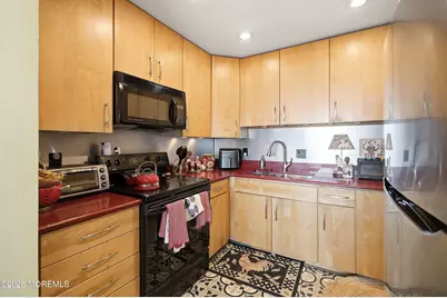 I1 Twinlights Court, Highlands, NJ 07732 - Photo 13