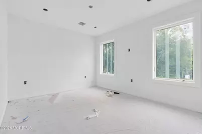 25 Wicker Place, Morganville, NJ 07751 - Photo 21