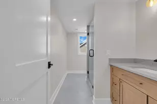 25 Wicker Pl, Morganville, NJ 07751 - Photo 37