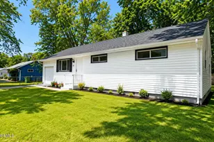 3 Spray Blvd, Neptune Township, NJ 07753 - Photo 3