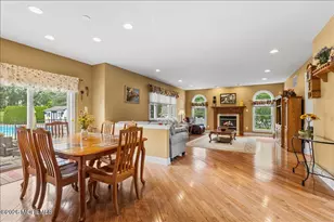 641 Kirwan Ct, Freehold, NJ 07728 - Photo 17