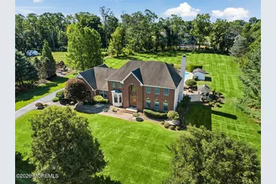641 Kirwan Court, Freehold, NJ 07728 - Photo 5