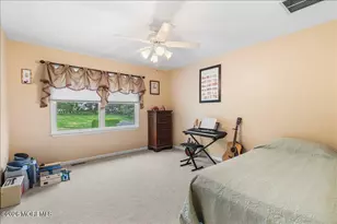 641 Kirwan Ct, Freehold, NJ 07728 - Photo 33
