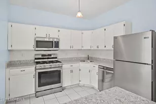 38 Azimuth Ct, Holmdel, NJ 07733 - Photo 13