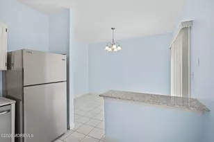 38 Azimuth Ct, Holmdel, NJ 07733 - Photo 15