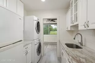 72 Berkshire Ct, Red Bank, NJ 07701 - Photo 15