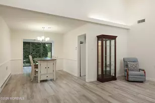 72 Berkshire Ct, Red Bank, NJ 07701 - Photo 11