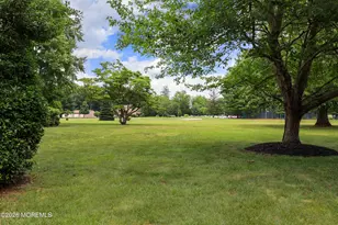 72 Berkshire Ct, Red Bank, NJ 07701 - Photo 31