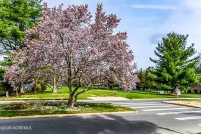 72 Berkshire Court, Red Bank, NJ 07701 - Photo 3