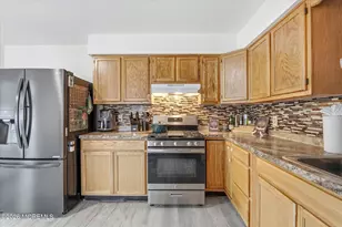 205 County Rd, Aberdeen Township, NJ 07721 - Photo 11