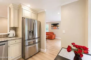 84 Heron Ct, Manalapan Township, NJ 07726 - Photo 13