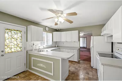 7 Greenwich Avenue, Manchester Township, NJ 08759 - Photo 9