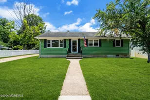 514 Pine St, Lakehurst, NJ 08733 - Photo 1
