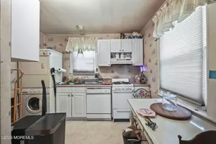 73 Belshaw Ave, Shrewsbury, NJ 07724 - Photo 9
